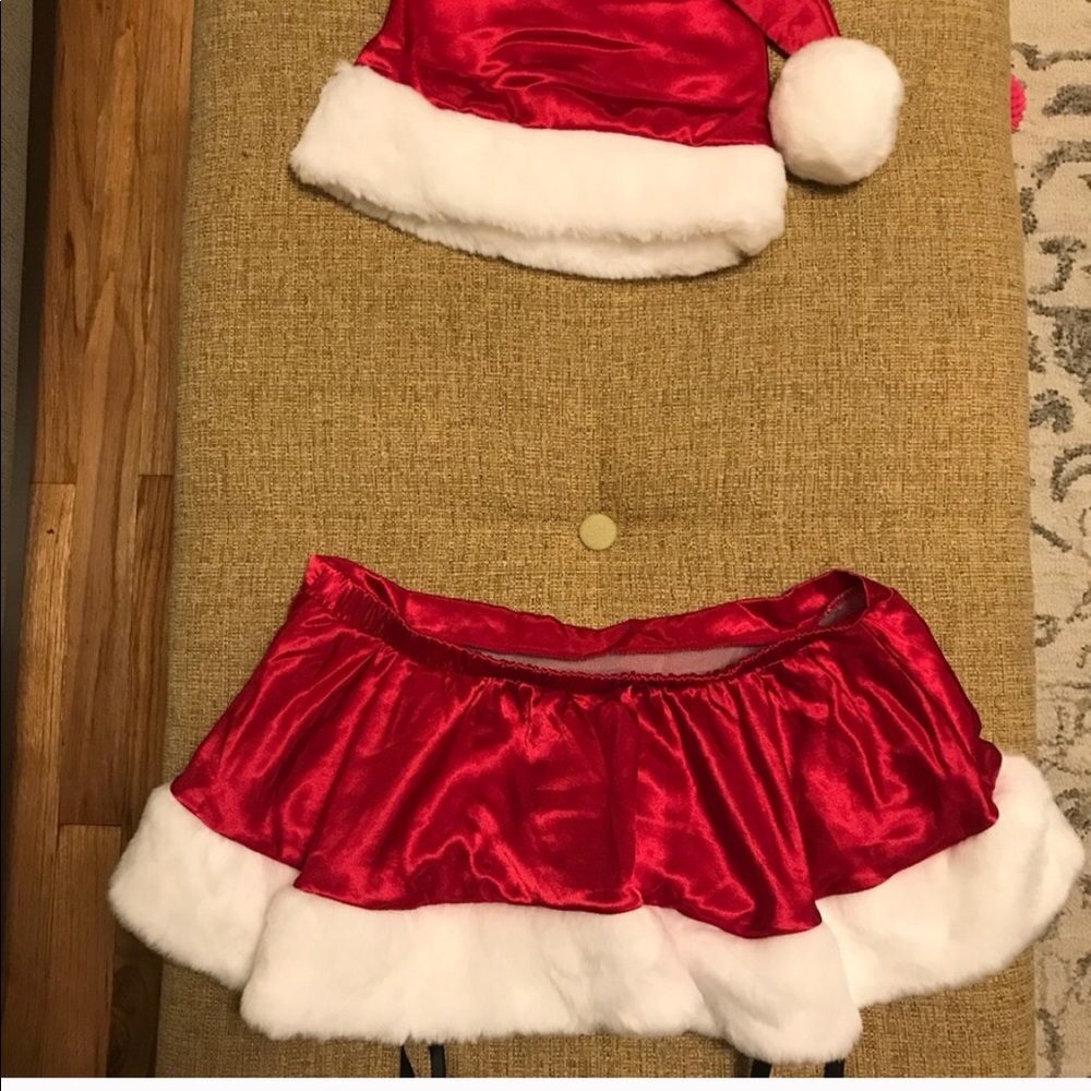 NWT Victoria’s Secret Santa Hat and Skirt